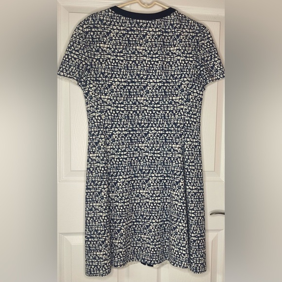 Tory Burch - laser cut seamless front zip dress - Picture 2 of 4